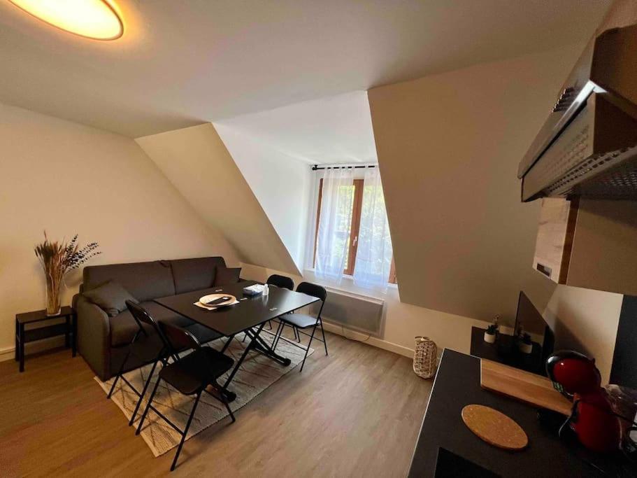 Appartement Centre-Ville / 6 Prsn / Bord Du Doubs / Au Pied De La Citadelle ブザンソン エクステリア 写真