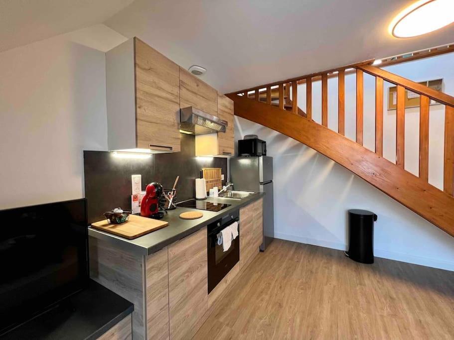 Appartement Centre-Ville / 6 Prsn / Bord Du Doubs / Au Pied De La Citadelle ブザンソン エクステリア 写真