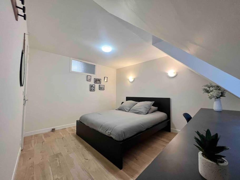 Appartement Centre-Ville / 6 Prsn / Bord Du Doubs / Au Pied De La Citadelle ブザンソン エクステリア 写真